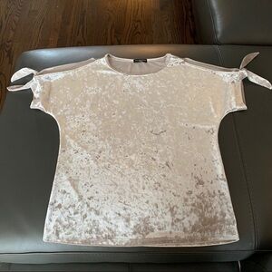 Cha Cha Vente Silver Split Sleeve with Ties Top